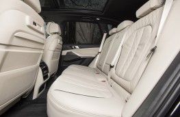 BMW X5 2019 rear seats